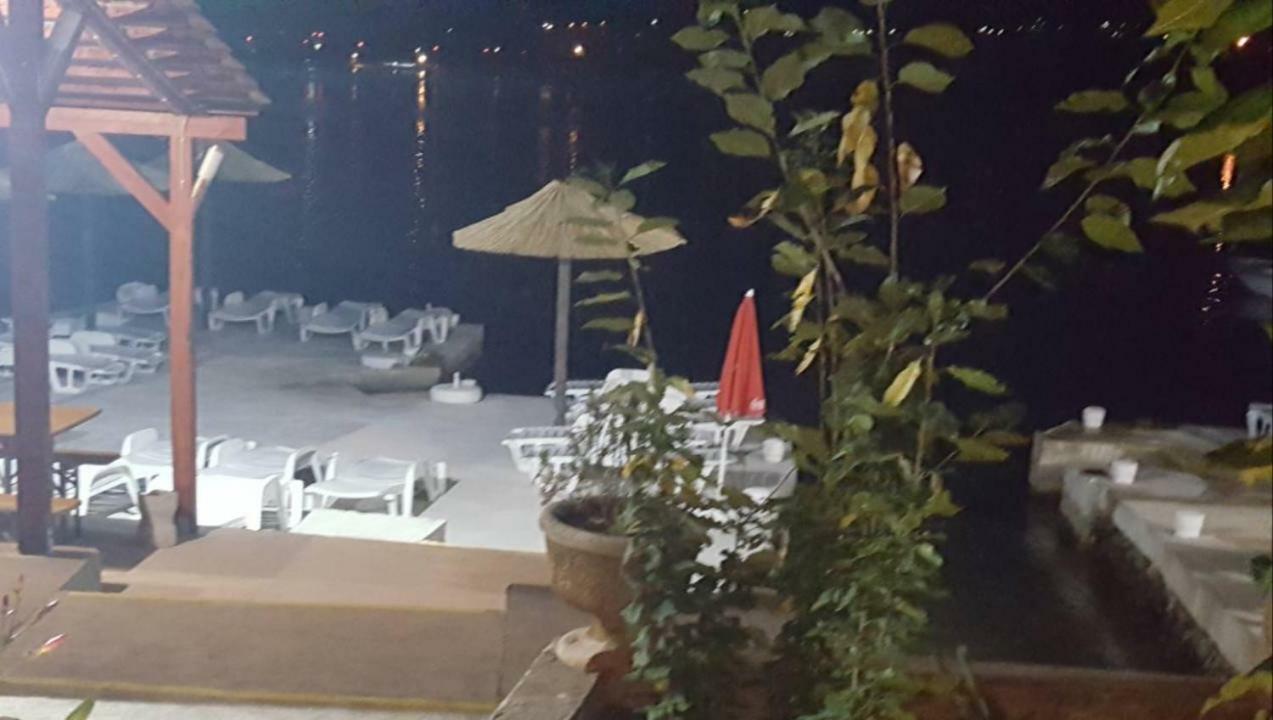 Apartments Klakor PS Tivat Exterior foto